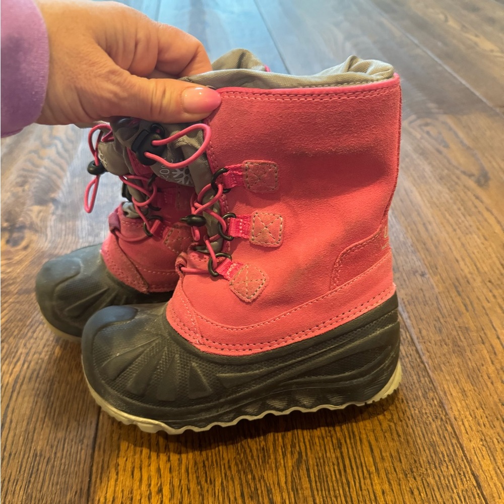 Pink Ugg snow boots size 12
